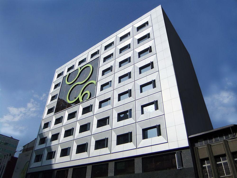Park City Hotel Central Taichung Exteriör bild