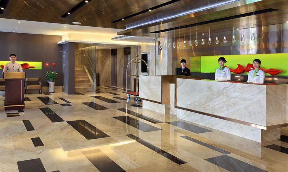 Park City Hotel Central Taichung Exteriör bild
