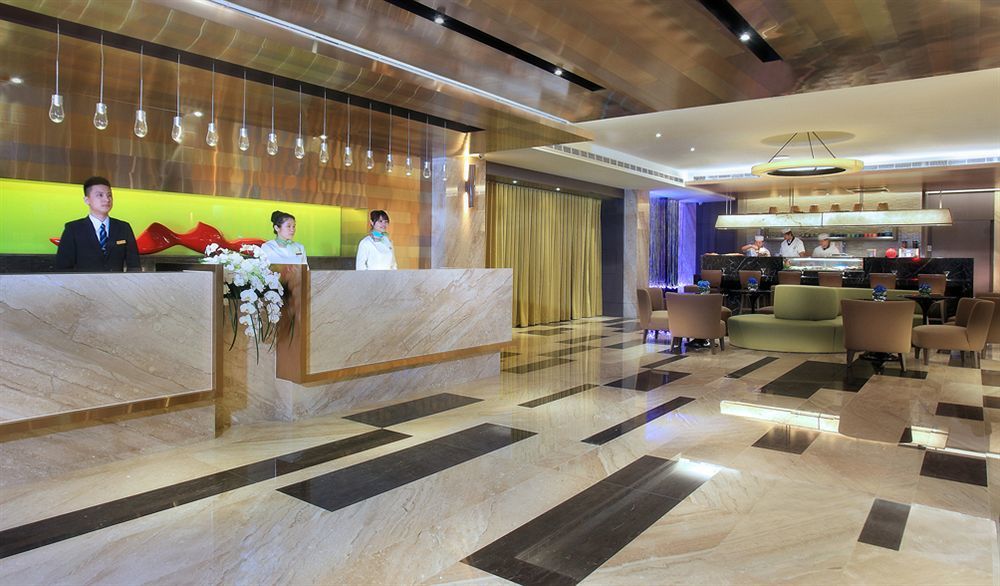 Park City Hotel Central Taichung Exteriör bild