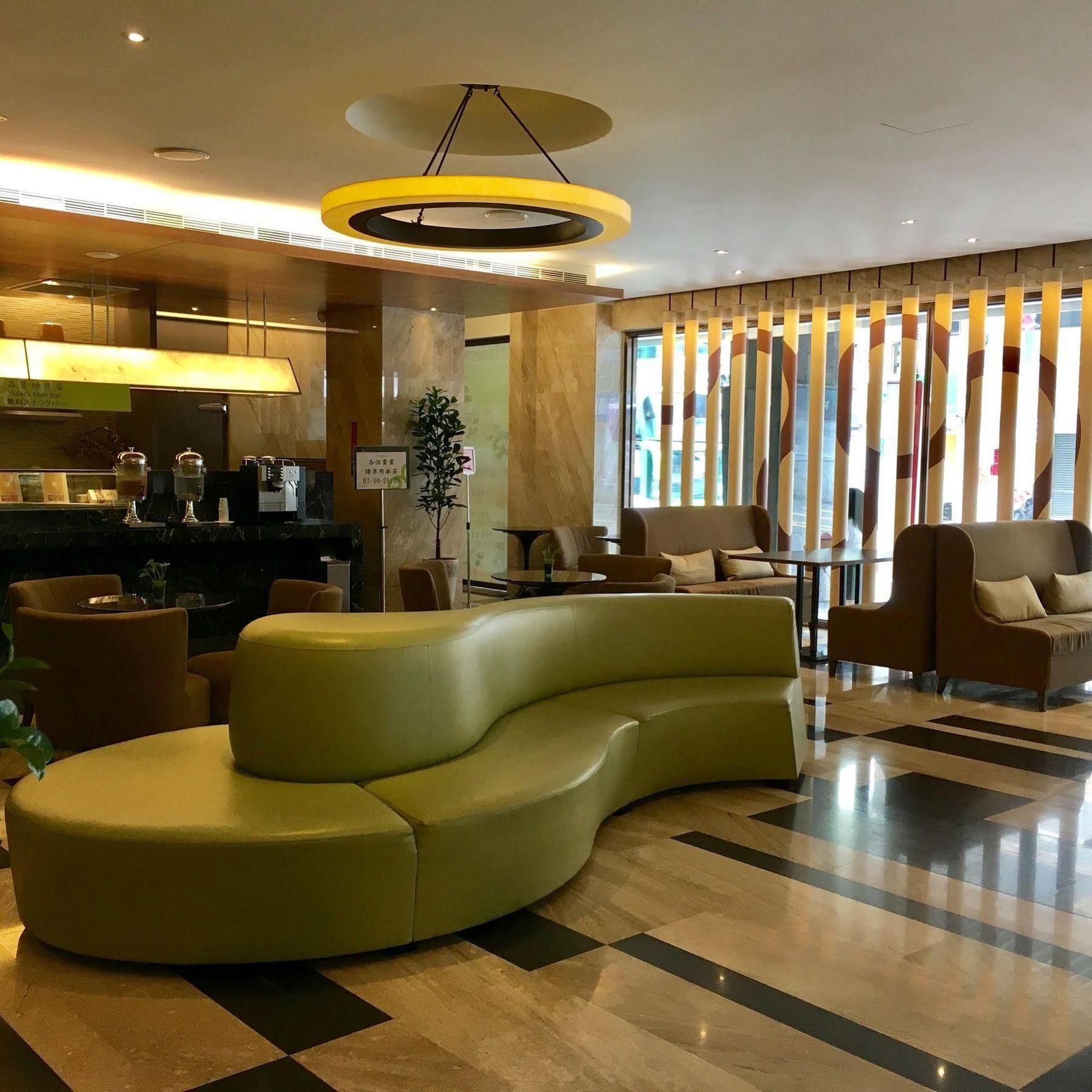 Park City Hotel Central Taichung Exteriör bild